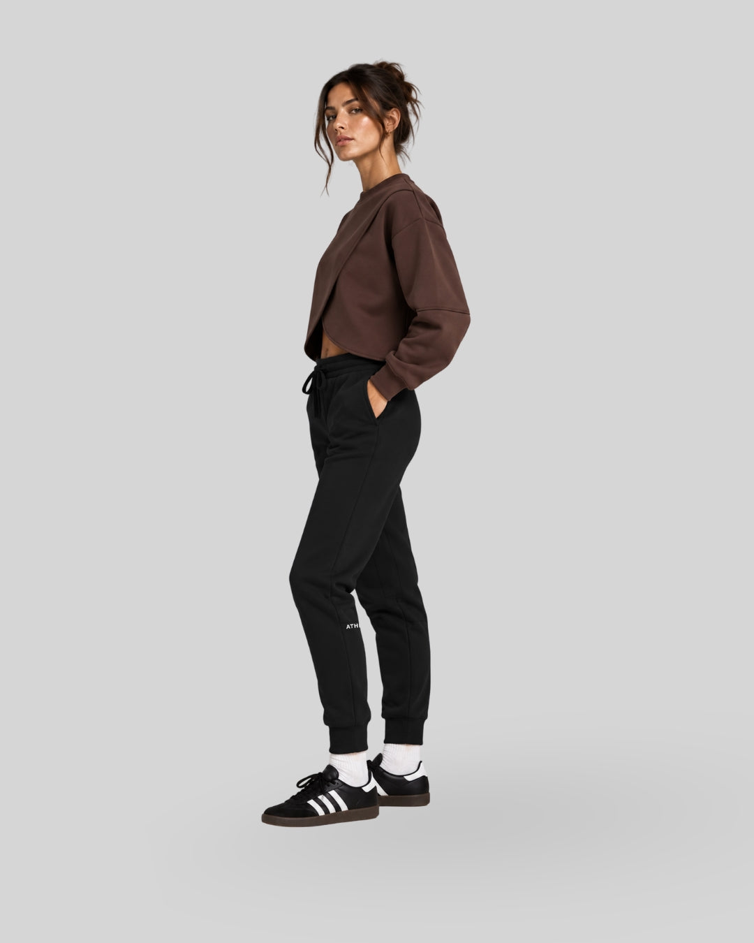 [ULTRALUX] Crossover Sweatshirt - Espresso