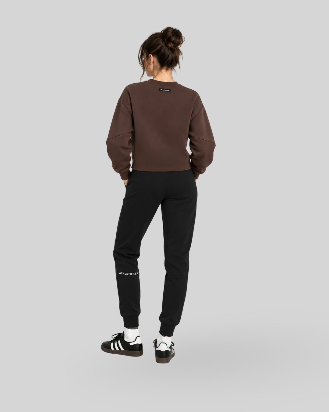 [ULTRALUX] Crossover Sweatshirt - Espresso-3