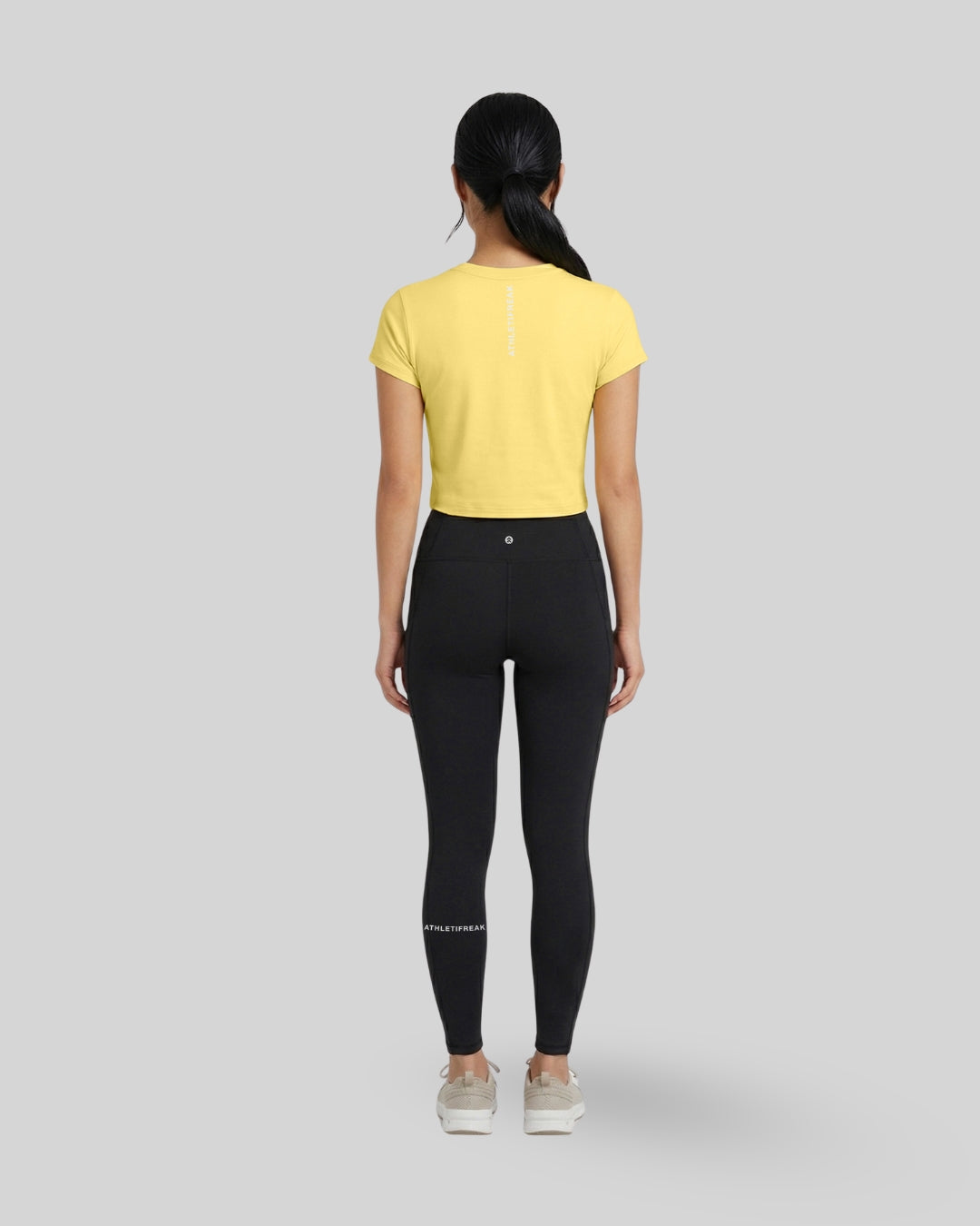 [INFINITECH] Training Crop Tee - Pannacotta-3