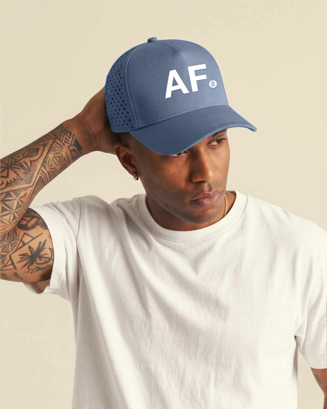 [GIVE AF] Trucker Hat - Cloud