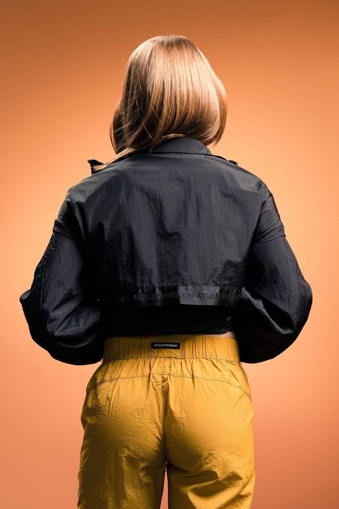 [AIRLITE] Spray Jacket - Black - Jacket - Athletifreak | Athletic & Gym Wear, Athleisure