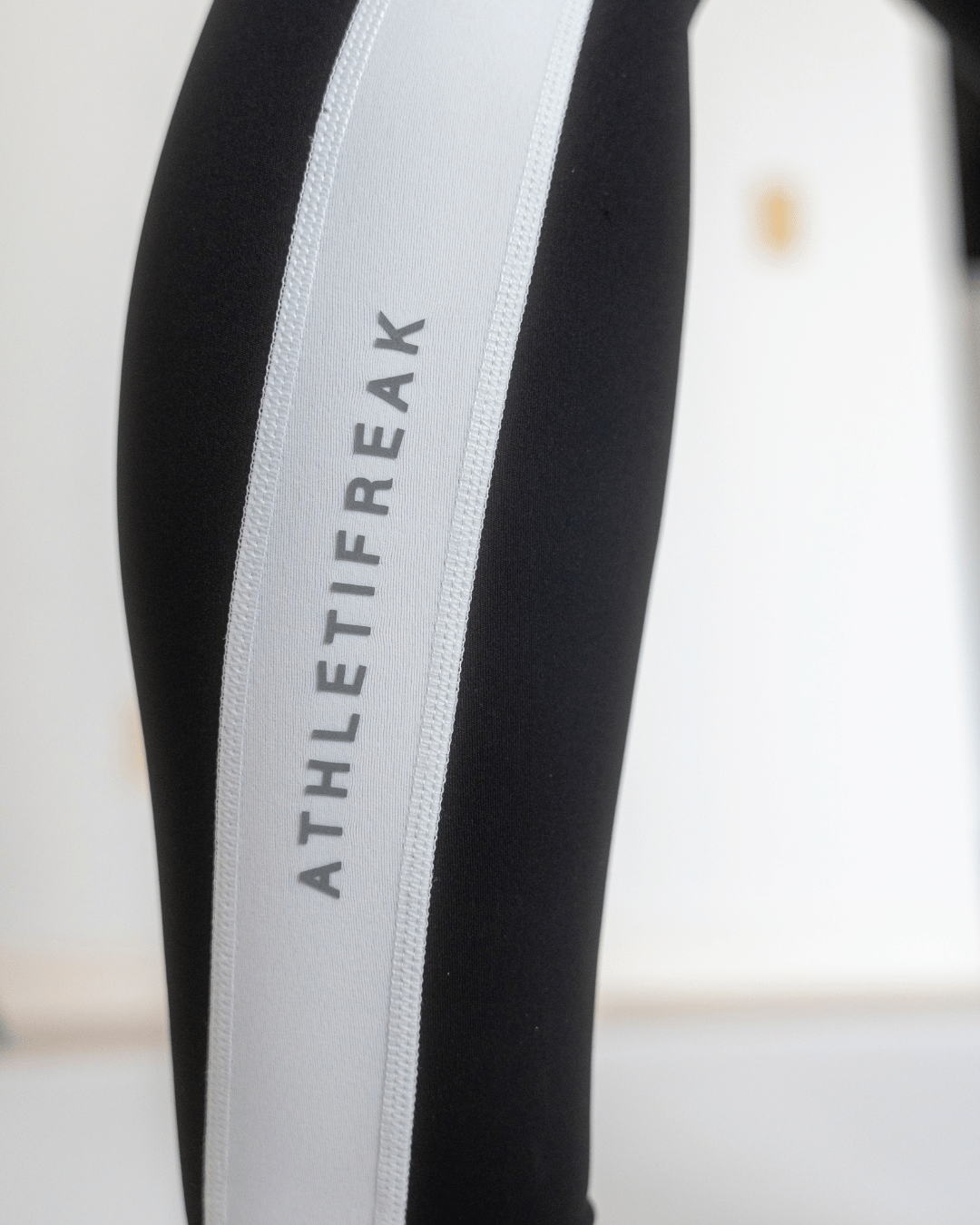 [CORE] Defynt Leggings - Black / White - Leggings - Athletifreak | Athletic & Gym Wear, Athleisure